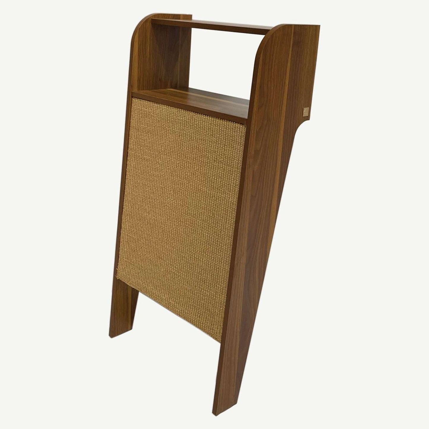4_Cats_Dogs_Wesley_Wall_Cat_Scratcher_and_Shelf_in_Walnut