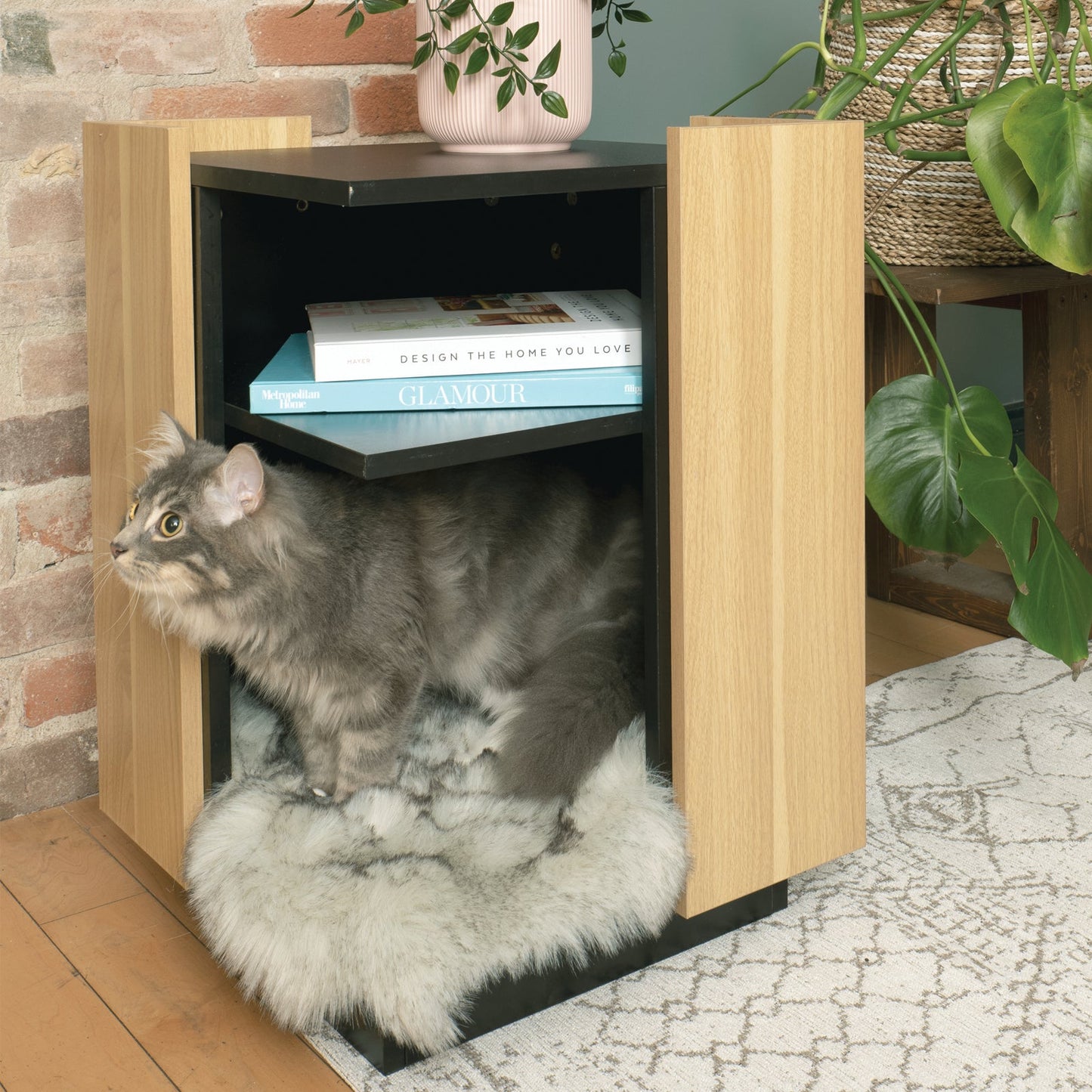 leo side table