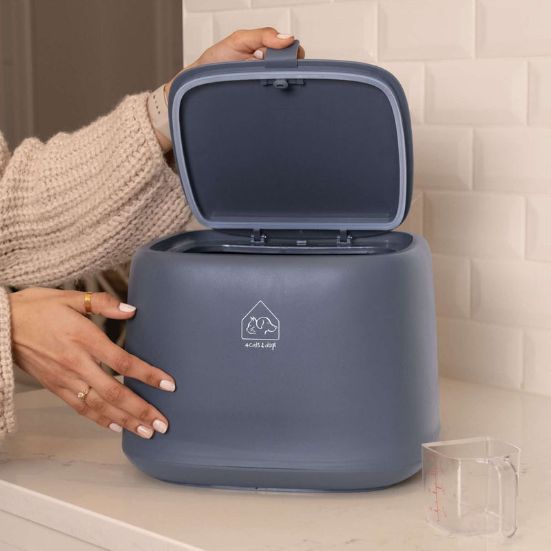 kibble container - BPA-free pet food container -4 Cats & Dogs Home Furnishings Inc